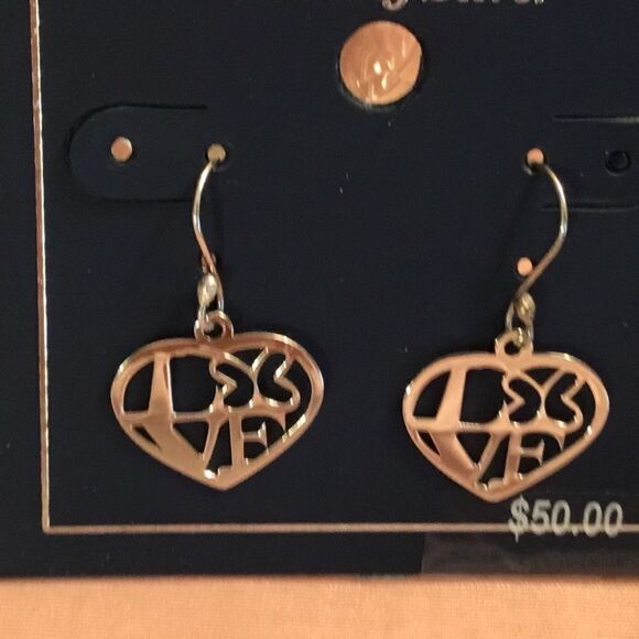 NWT Sterling Silver LOVE Heart Earrings - Picture 1 of 3